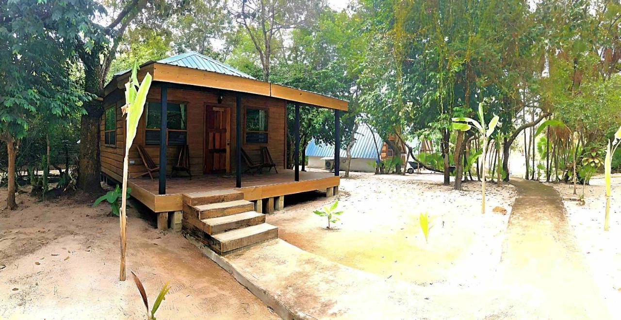 Kin Resort Lodge Maya Beach Kültér fotó