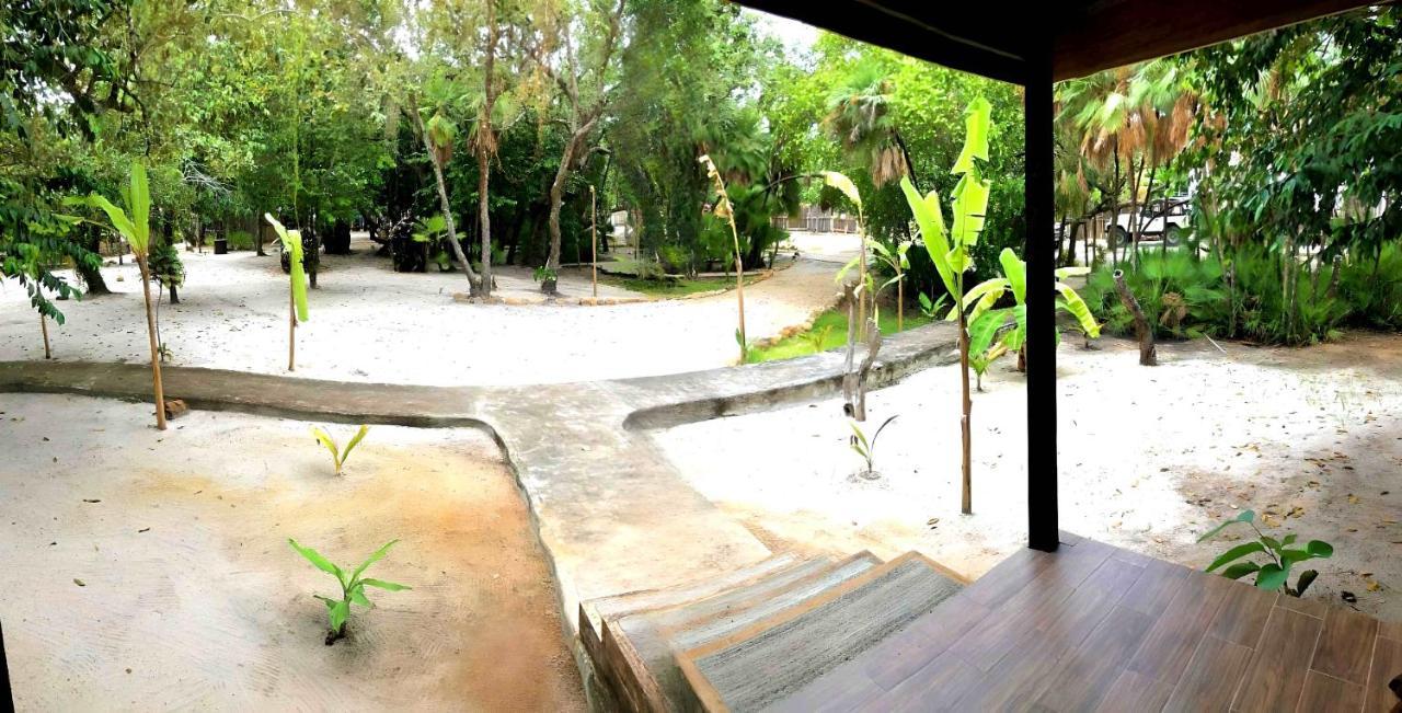 Kin Resort Lodge Maya Beach Kültér fotó