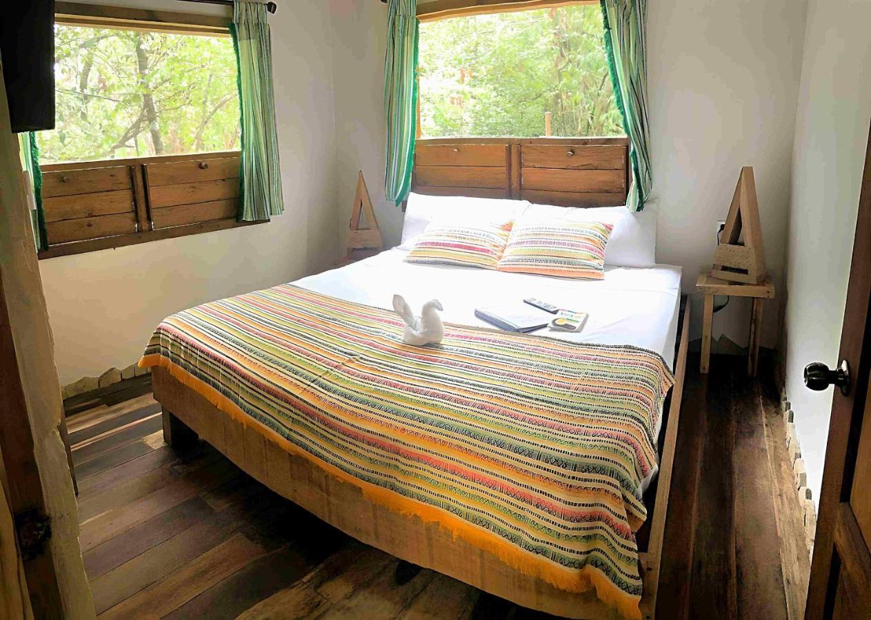 Kin Resort Lodge Maya Beach Kültér fotó